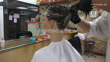 将图片加载到图库查看器，359 Poli blonde barberchair 2x backward and 1x forward shampooing by glove barber Hong Kong