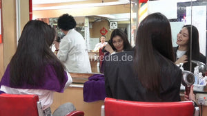 359 Yana and Diana teens, 2x backward 2x forward salon shampooing by glove barber Hong Kong
