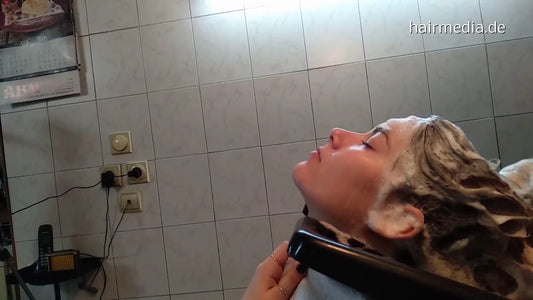 390 Anette hair ear and face by barber cam 2 22 min HD video for download