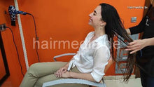Laden Sie das Bild in den Galerie-Viewer, 396 Alejandra long hair shampoo and blow out long hair, spanish soundtrack