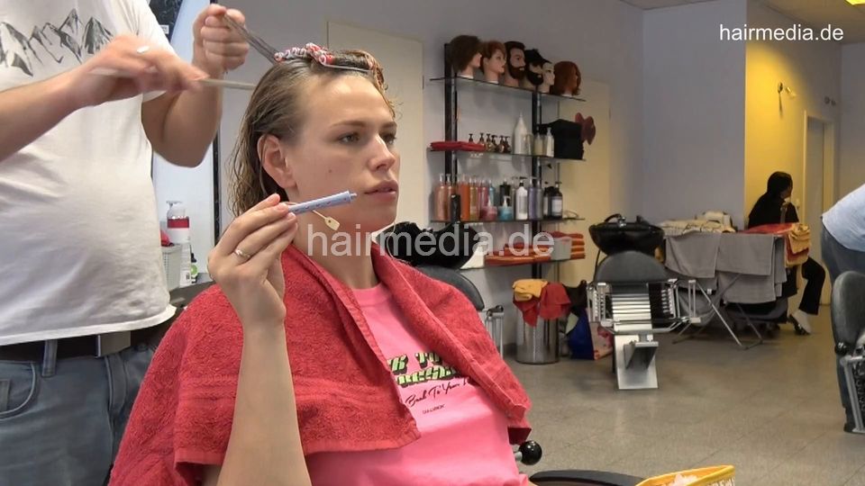 7202 Ukrainian hairdresser in Berlin 220515 3rd 2 perm set
