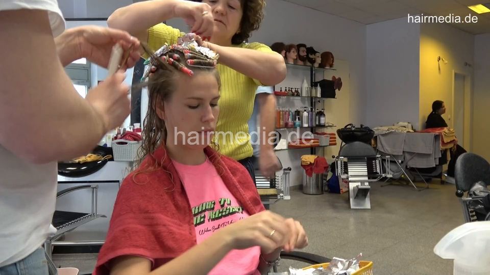 7202 Ukrainian hairdresser in Berlin 220515 3rd 2 perm set