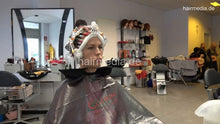 Cargar imagen en el visor de la galería, 7202 Ukrainian hairdresser in Berlin 220515 3rd 2 perm set