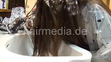 Load image into Gallery viewer, 4007 Mitchelle 3 forward wash shampooing in vintage shampoobowl in pvc cape