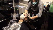 Load image into Gallery viewer, 4116 11 Sandra by headscarfe barberette Lilly shampoo and blow dry