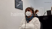 Laden Sie das Bild in den Galerie-Viewer, 4116 12 Marita by headscarfe barberette Lilly introduction and waiting part