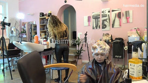 7202 Ukrainian hairdresser in Berlin 220515 4th 4 teen perm process
