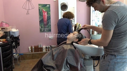 7202 Ukrainian hairdresser in Berlin 220515 4th 6 teen perm process and finish