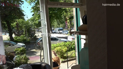 7202 Ukrainian hairdresser in Berlin 220515 4th 6 teen perm process and finish