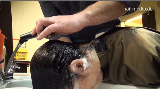 526 SaraG 2 forward and face wash teen client by barber