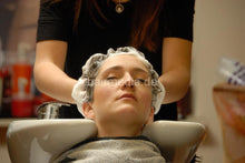 Carica l&#39;immagine nel visualizzatore di Gallery, 6176 Nanna 1 backward manner salon shampooing hairwashing in glasses