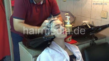Laden Sie das Bild in den Galerie-Viewer, 6196 Minie hair 1 firm hair ear and face shampooing and treatment by barber