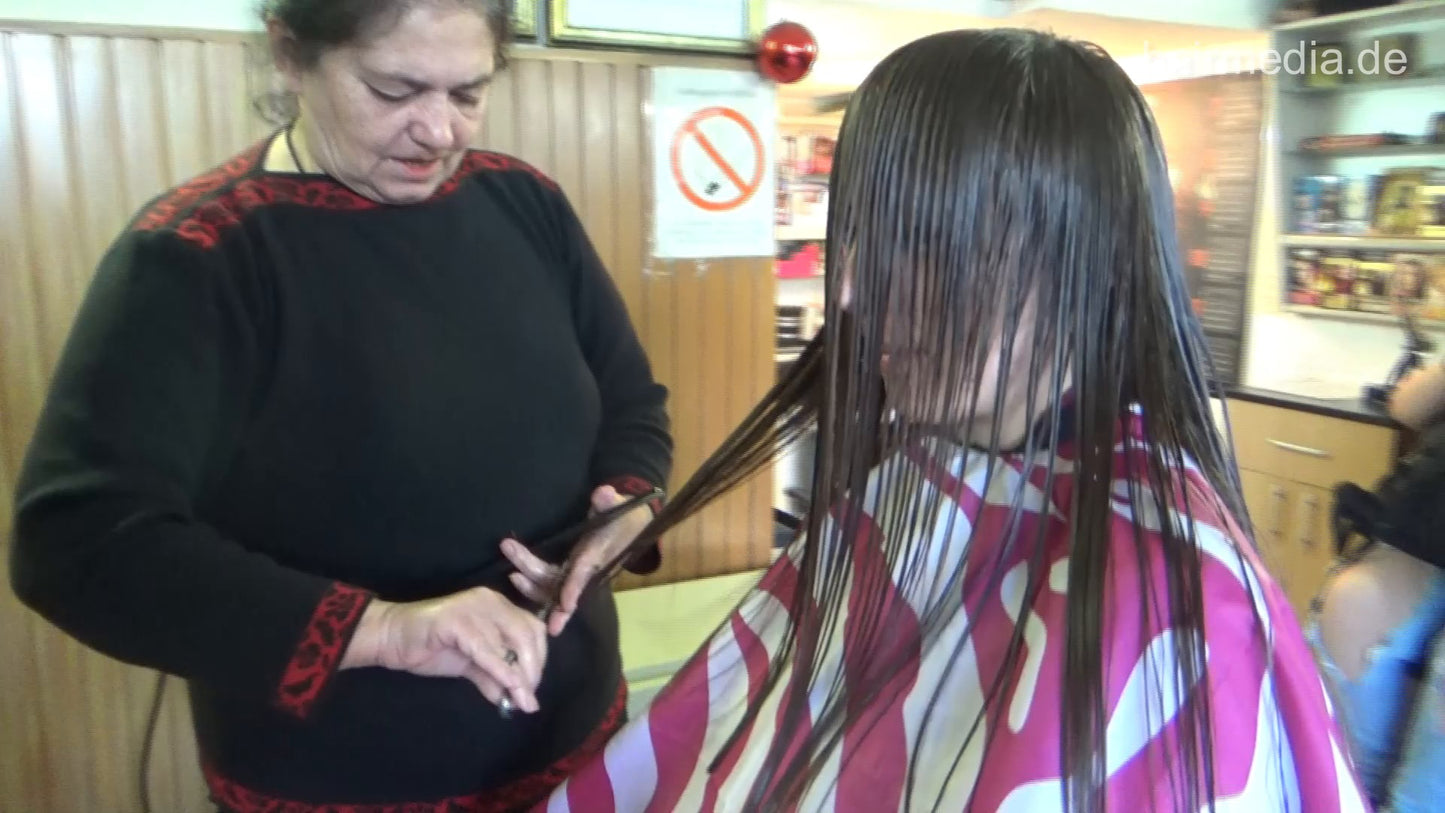 6207 Jana 2 haircut haironface vintage salon