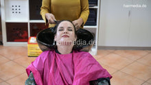 Laden Sie das Bild in den Galerie-Viewer, 6211 03 KseniaK by Dzaklina JS special backward haircare and detangling
