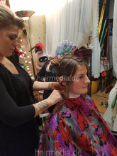 Carica l&#39;immagine nel visualizzatore di Gallery, 6302 KarinaB 1 by MariaK forward shampoo hairwash in pink bowl
