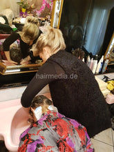 Cargar imagen en el visor de la galería, 6302 KarinaB 1 by MariaK forward shampoo hairwash in pink bowl