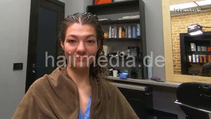 7200 longshirt lady 1 backward shampoo by barber chaircam