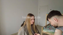 Cargar imagen en el visor de la galería, 7204 Tanya in Romania Bucharest drycut, shampoo cut and blow
