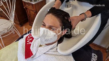 将图片加载到图库查看器，8158 MarieM 2105 2 extreme pampering hairwash shampoo backward
