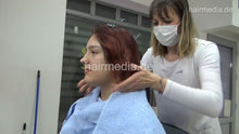 Cargar imagen en el visor de la galería, 8401 Chris teen forward shampoo hairwash in barbershop by female barber JelenaB