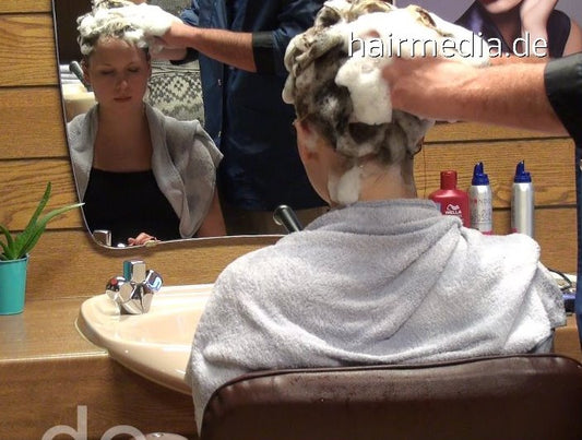 9042 07 Judith by barber upright hairwashing salon shampooing