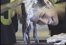 Charger l&#39;image dans la galerie, 9101 US shampoo fun indoor 25 min video