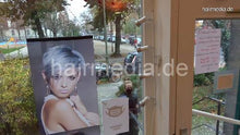 Charger l&#39;image dans la galerie, 9091 Celine by Zoya short haircut casting