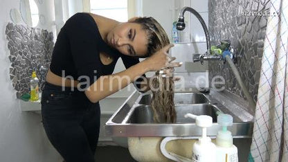 9091 Barberette Zoya kitchen sink self shampooing TRAILER