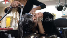 Load image into Gallery viewer, 9092 Zoya wet XXL hair shampooing Marinela 1 forward in leatherpants