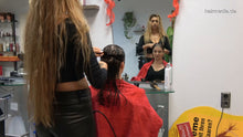 Carica l&#39;immagine nel visualizzatore di Gallery, 9092 Zoya wet XXL hair shampooing Marinela 2 backward in leatherpants TRAILER