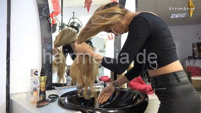 Zoya 1 XXL hair self shampooing in leatherpants in salon TRAILER