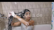 Carica l&#39;immagine nel visualizzatore di Gallery, 9093 07 ASMR LONG HAIR Washing in the BATHTUB  Shampooing