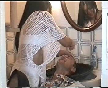 229b home shampooing by pretty barberette bath