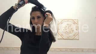 1147 hair dryer ASMR self blow dry black pullover