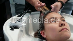 1216 ASMR in salon shampoo