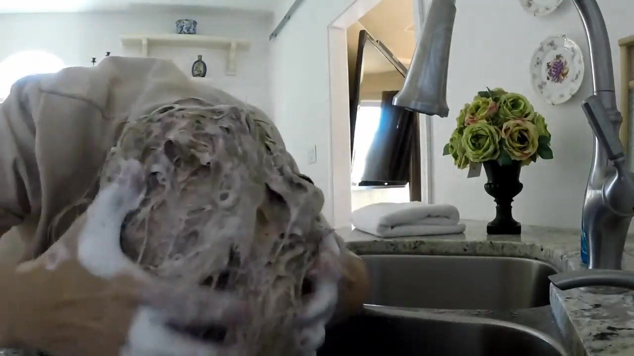 1216 ASMR Washing My Hair In The Sink