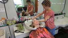 将图片加载到图库查看器，6300 AileenR by curled JaninaZ barberette in rollers backward salon shampooing