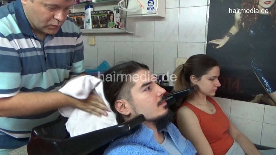 2022 AleksaT and DijanaT 2 guy by barber shampooing