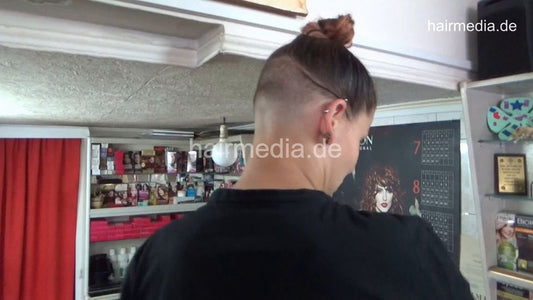 6212 undercut AleksandraS, wash by barber, bleaching, wetset smoking