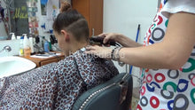 将图片加载到图库查看器，8401 AleksandraS buzzcut, napeshave, knife and forward wash barbershop by female barber JelenaB