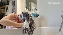 将图片加载到图库查看器，962 Angelina self home shampooing