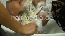 Carica l&#39;immagine nel visualizzatore di Gallery, 1214 Schnittpunkthaare Angie Video 1002 caping and apron and shampooing