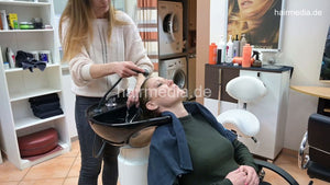1191 01 LindaS by Agnieszka backward shampoo and blow dry