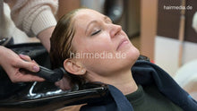 Load image into Gallery viewer, 1191 01 LindaS by Agnieszka backward shampoo and blow dry