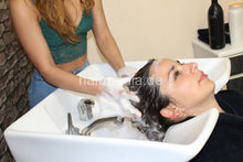 Cargar imagen en el visor de la galería, 1060 Alicia by hobbybarberette braces Natia in bikini pampering shampooing and blow