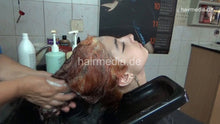 Laden Sie das Bild in den Galerie-Viewer, 4120 Daughter Bojana 2 shampooing teen girl by mature barberette