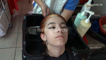 将图片加载到图库查看器，4120 Daughter Bojana 2 shampooing teen girl by mature barberette