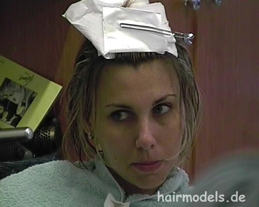 132 a day in CZ salon 1990
