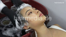 Load image into Gallery viewer, 359 Carly,  2x backward shampooing by glove barber Hong Kong