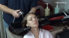 Carica l&#39;immagine nel visualizzatore di Gallery, 1190 Mom Cvetana 1 shampoo by barber backward